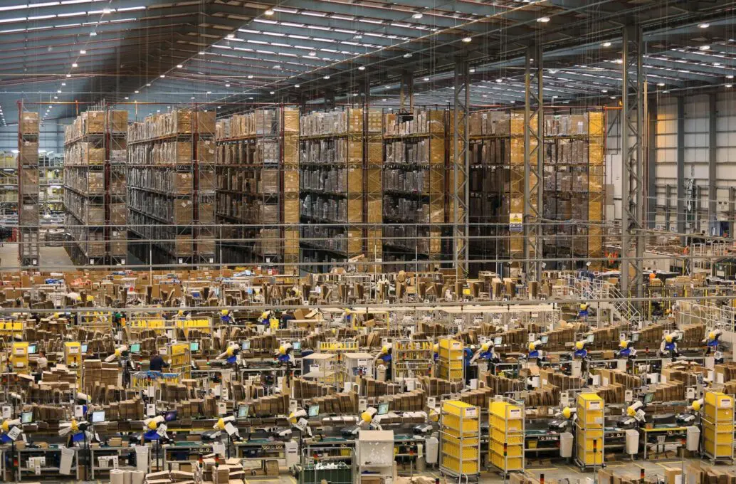 Amazon amplia presença no Brasil com 500 novos pontos de retirada e mira 3.000 até o fim de 2025