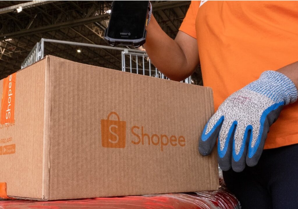shopee_centro_de_distribuicao_logistica_foto_divulgacao-1024x717 Shopee é a Plataforma de E-commerce Mais Usada nas Favelas Brasileiras