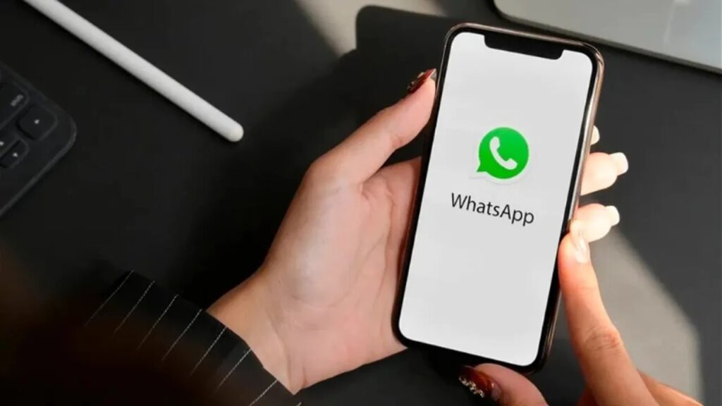 Imagem-do-WhatsApp-de-2025-08-05-as-13.01.44_5e0a1116-1024x576 WhatsApp tem taxa de conversão até 7x maior que o e-commerce tradicional, aponta Chat Commerce Report 2025