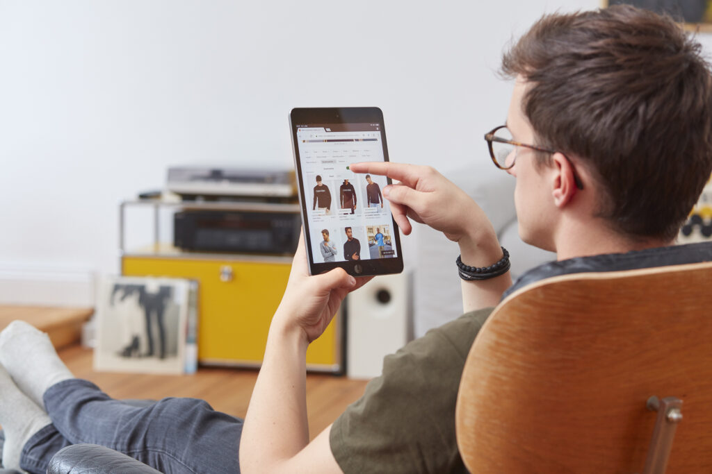 Zalando-SE_CyberWeek_IMG_0568-1024x683 Hábitos Noturnos de Compra: Como o E-commerce Pode Lucrar com o Comportamento dos Brasileiros