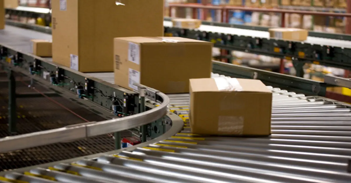 Explosão do E-commerce no Brasil: Como Isso Está Lotando os Galpões Logísticos em 2025