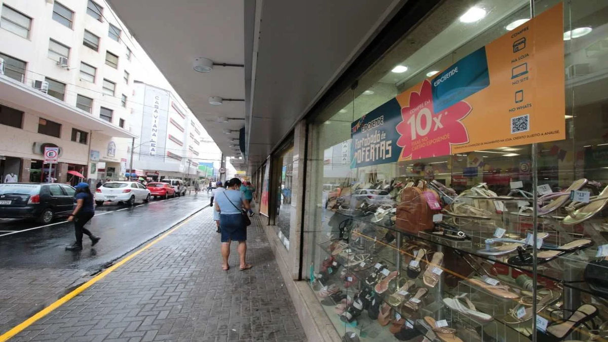 Lojas de Rua em Declínio