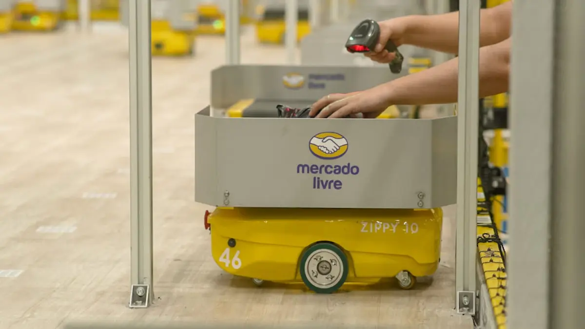 Mercado Livre acelera operações no Brasil com nova frota de robôs 1 Mercado Livre acelera operações no Brasil com nova frota de robôs