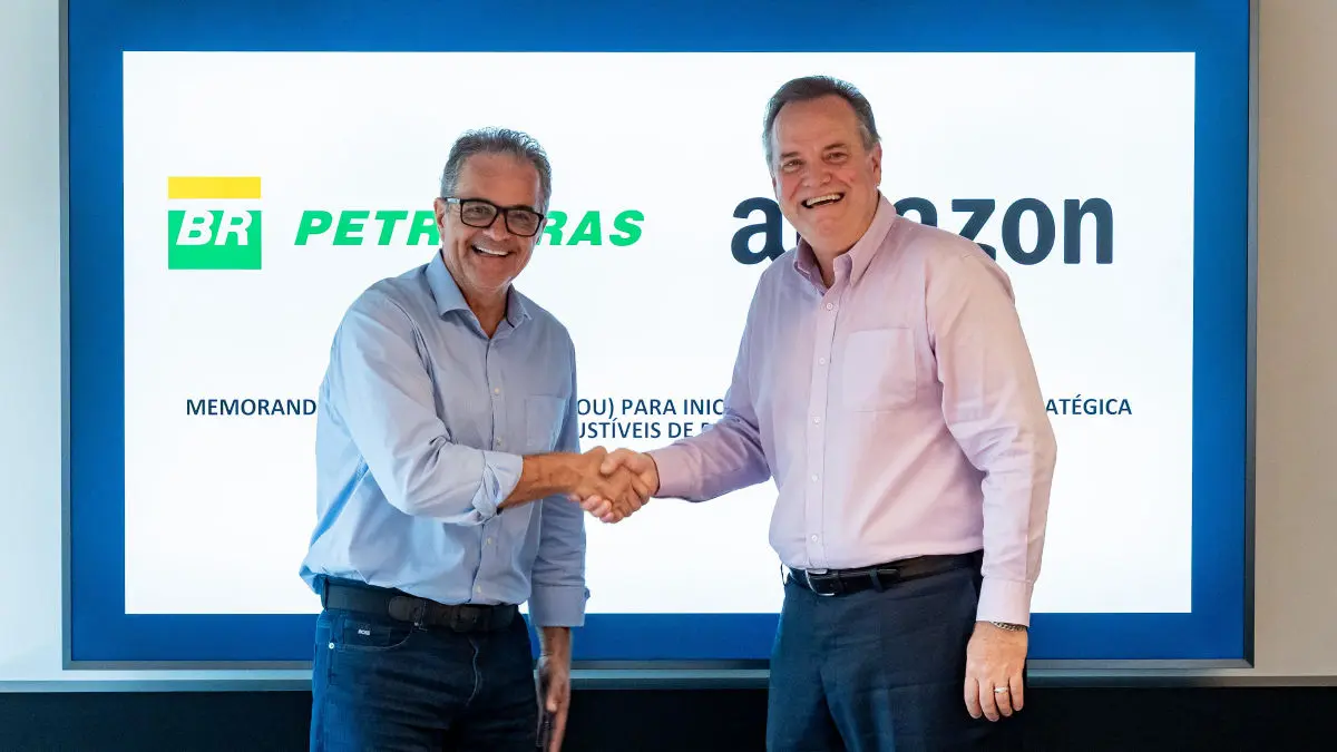 De olho no meio ambiente, Amazon e Petrobras firmam parceria para combustíveis de baixa emissão