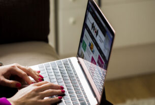 Frete grátis no Brasil: quem arca com o verdadeiro custo?