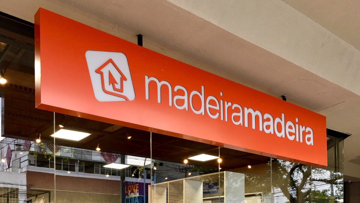 atendimento no WhatsApp MadeiraMadeira