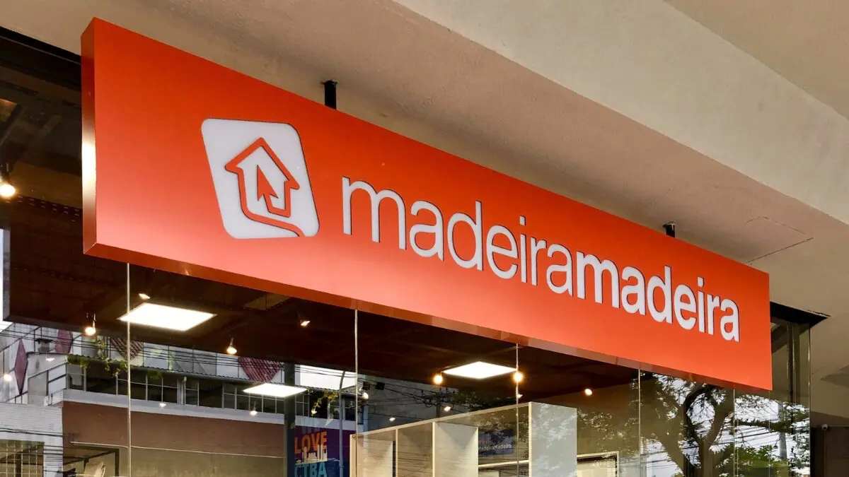 Atendimento no WhatsApp MadeiraMadeira: empresa lança canal para projetos de móveis modulares