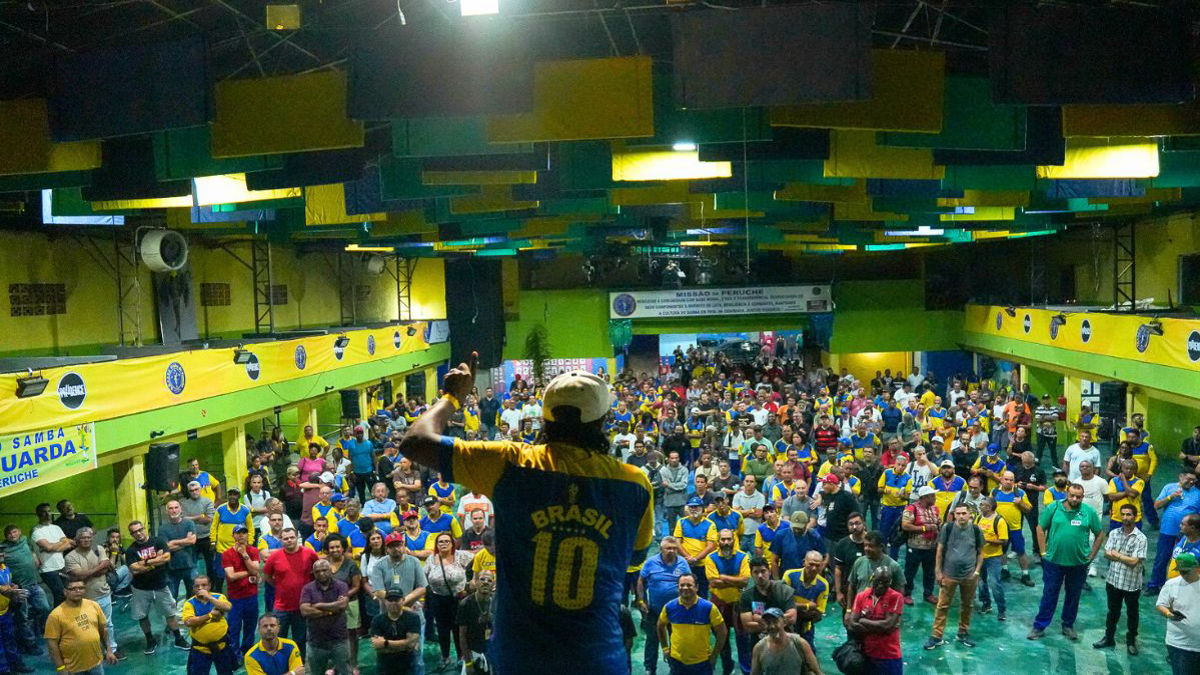 Correios decretam estado de greve