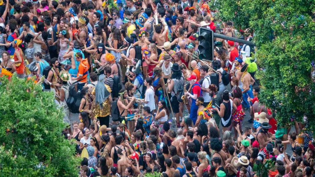 carnaval-2_imresizer-1024x576 Fraudes no e-commerce no Carnaval disparam e pressionam varejistas, aponta Signifyd