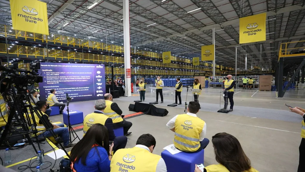 imresizer-Mercado-Livre-entra-de-vez-na-China-cria-operacao-logistica-propria-e-pode-transformar-o-e-commerce-na-America-Latina-ameacando-1-1024x576 Novo hub de logística do Mercado Livre na China pode transformar o e-commerce na América Latina