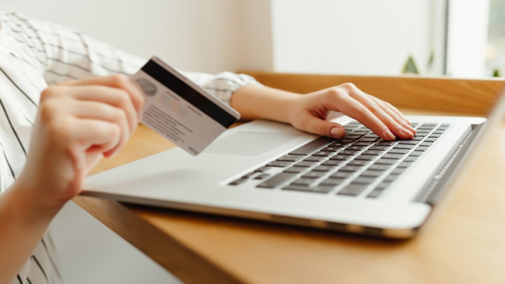 imresizer-istockphoto-895053460-170667a-1024x576 Vendas online no Dia das Mães podem atingir R$ 11 bilhões em 2026