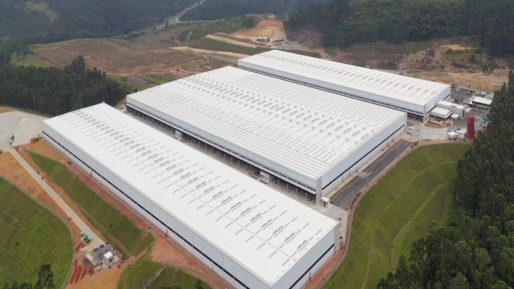 imresizer-24e98d_bace293884b340a2b78180986630cfe5mv2-1024x576 Falta de galpões logísticos dispara custos e preocupa empresas no Brasil