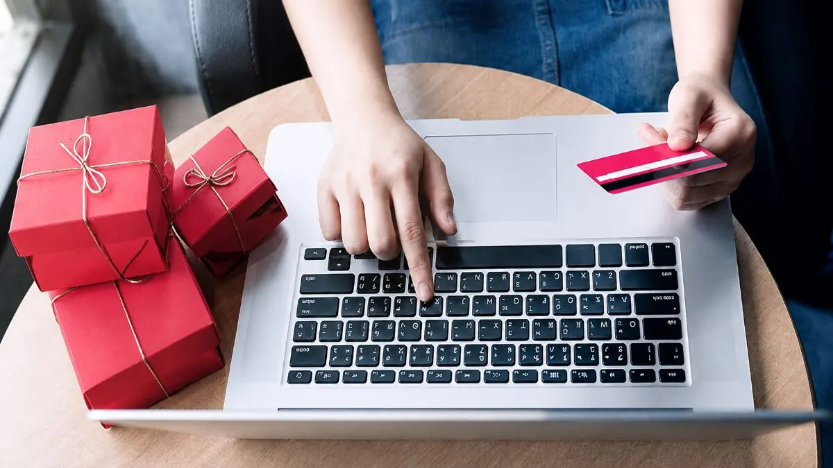 E-commerce no Dia dos Namorados: setor deve faturar mais de R$ 10 bilhões em 2026